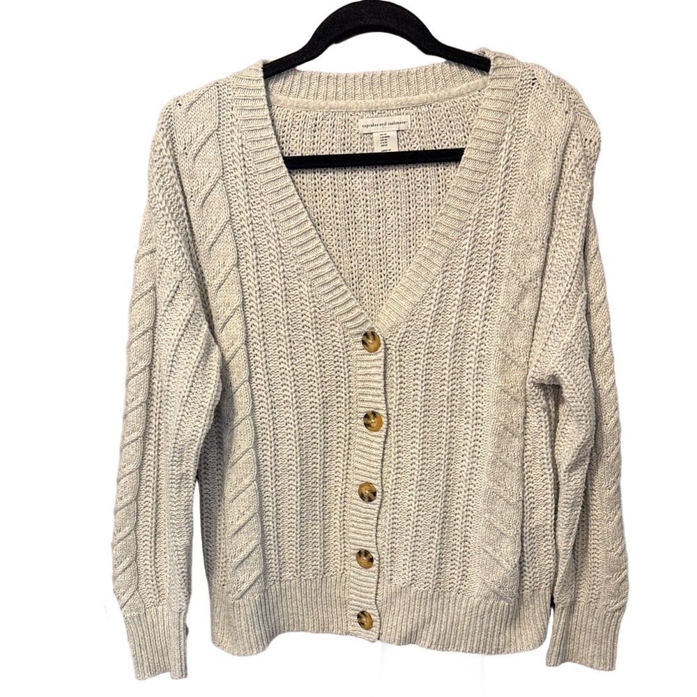 cupcakes & cashmere Light Gray Button-Up Cardigan